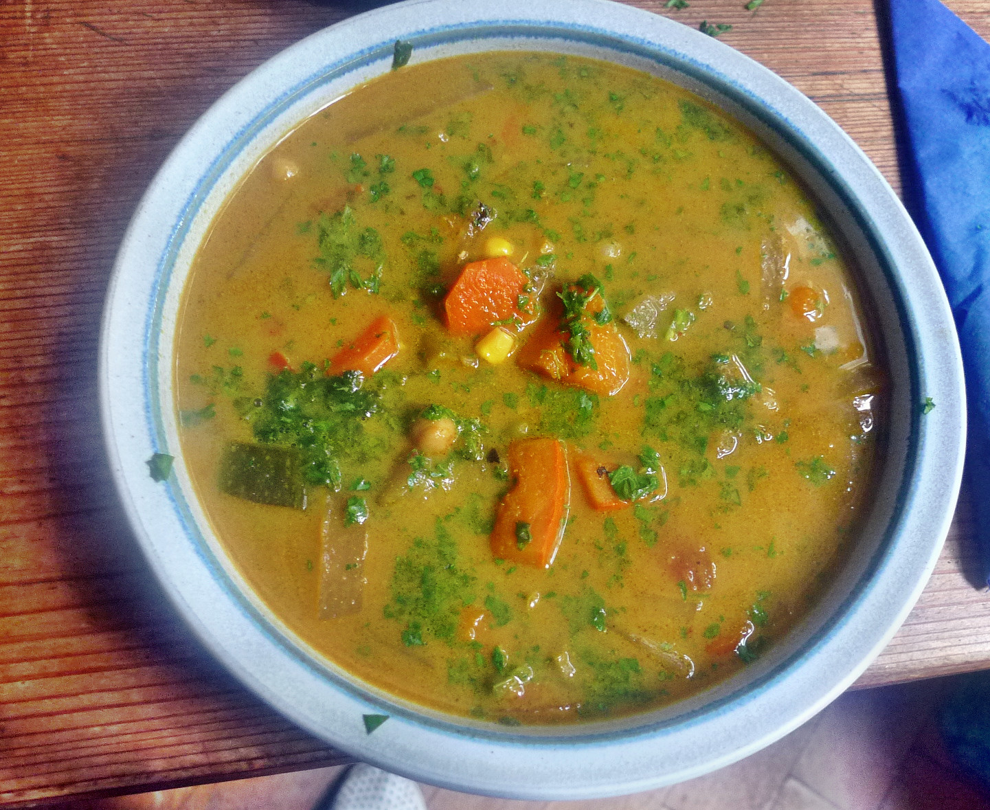 Asiatische Gemüsesuppe - 23.9 (4)