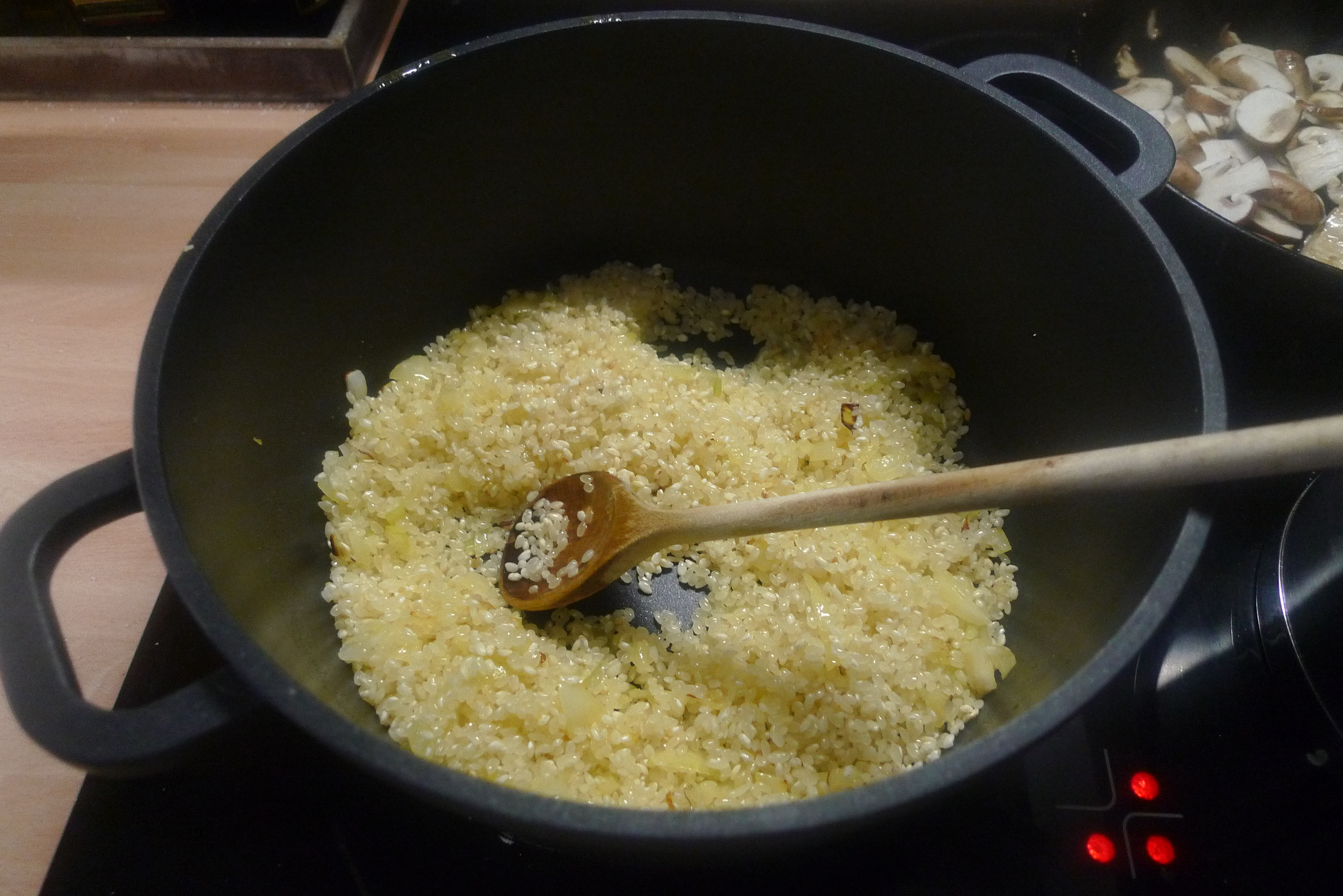 Pilzrisotto-Gurkensalat - 28.9.2014   (1)