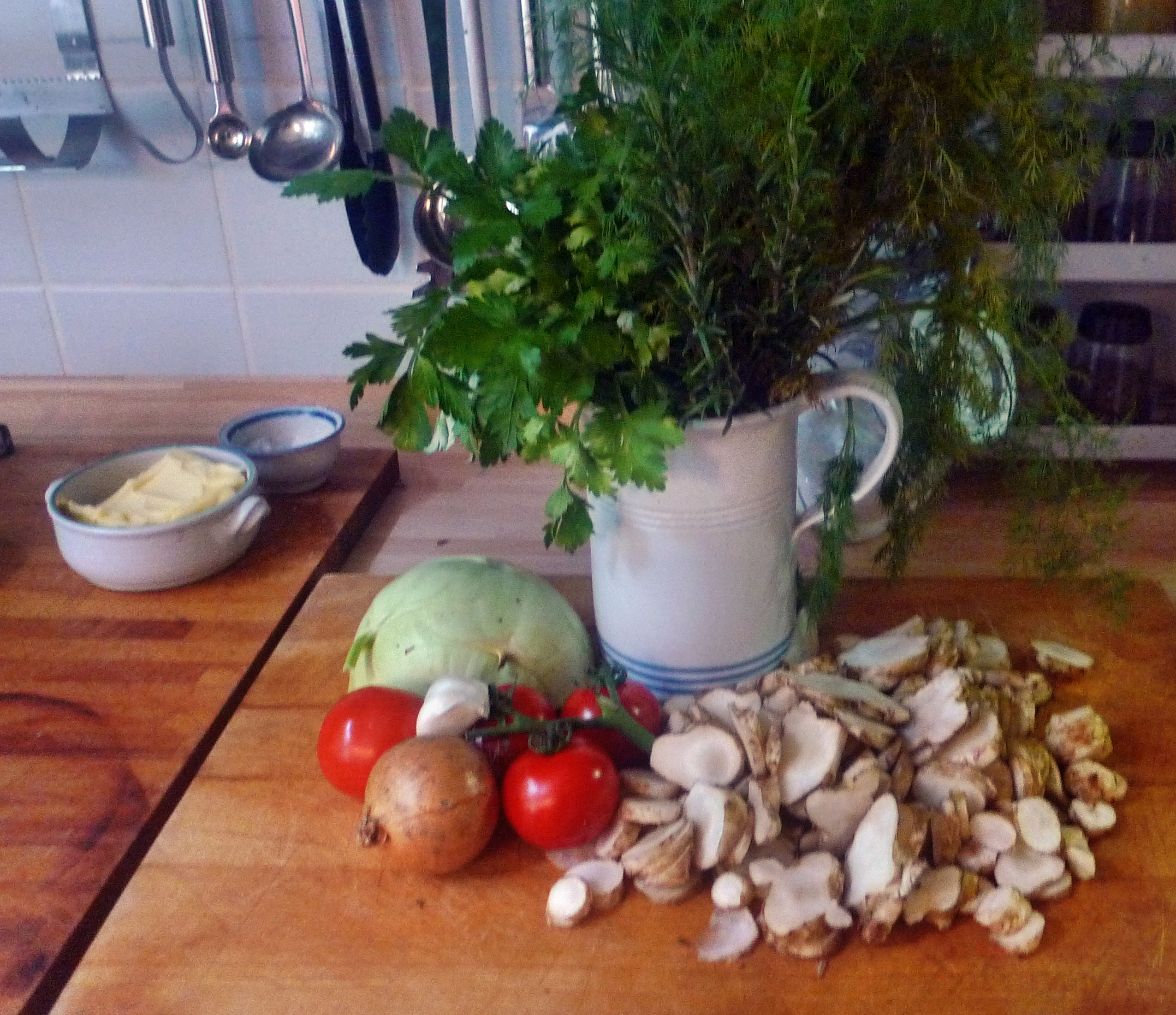Topinambur-Kohlrabisalat-Gebratene Tomaten-Lachs - 23.10.14   (12)