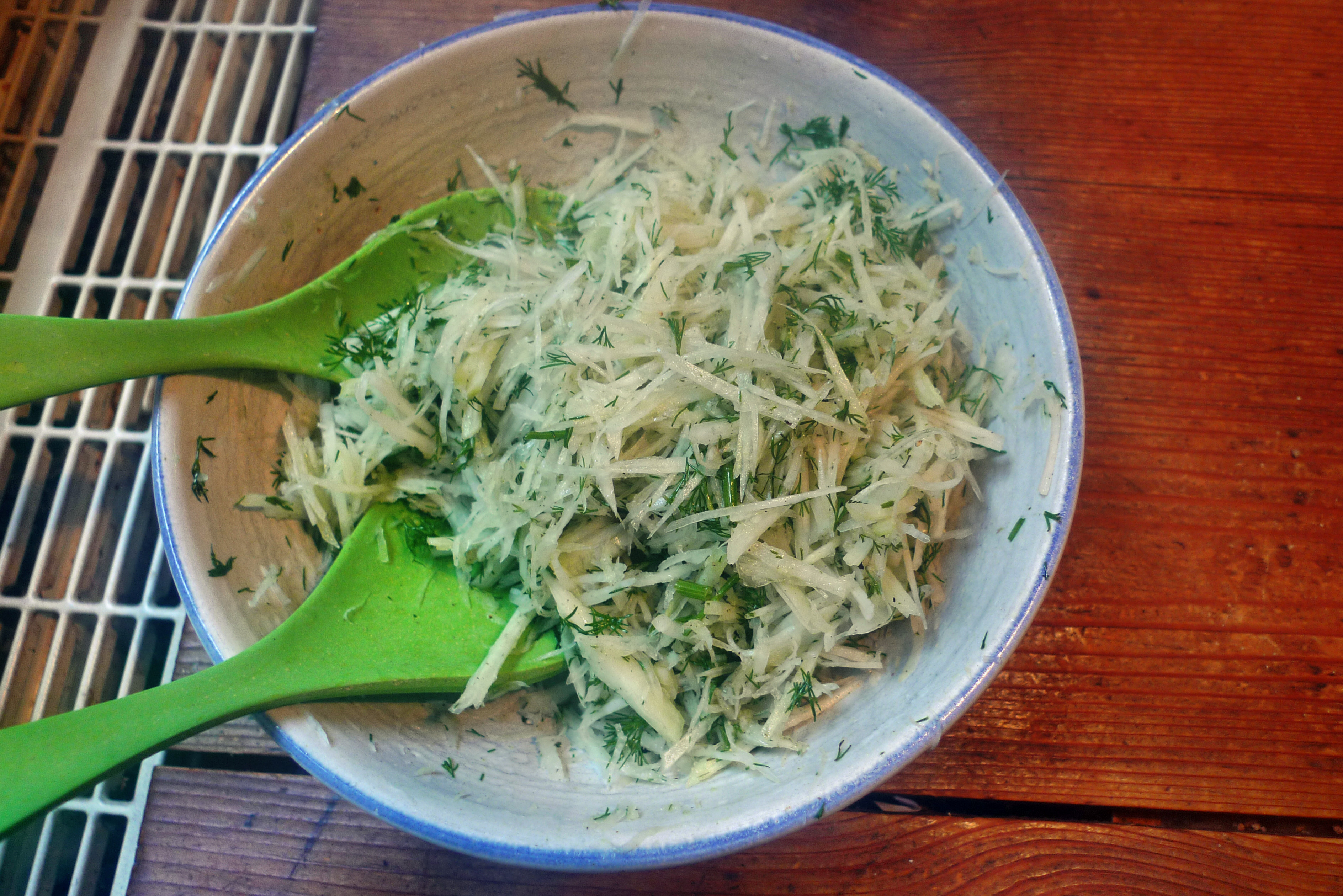 Topinambur-Kohlrabisalat-Gebratene Tomaten-Lachs - 23.10.14   (18)