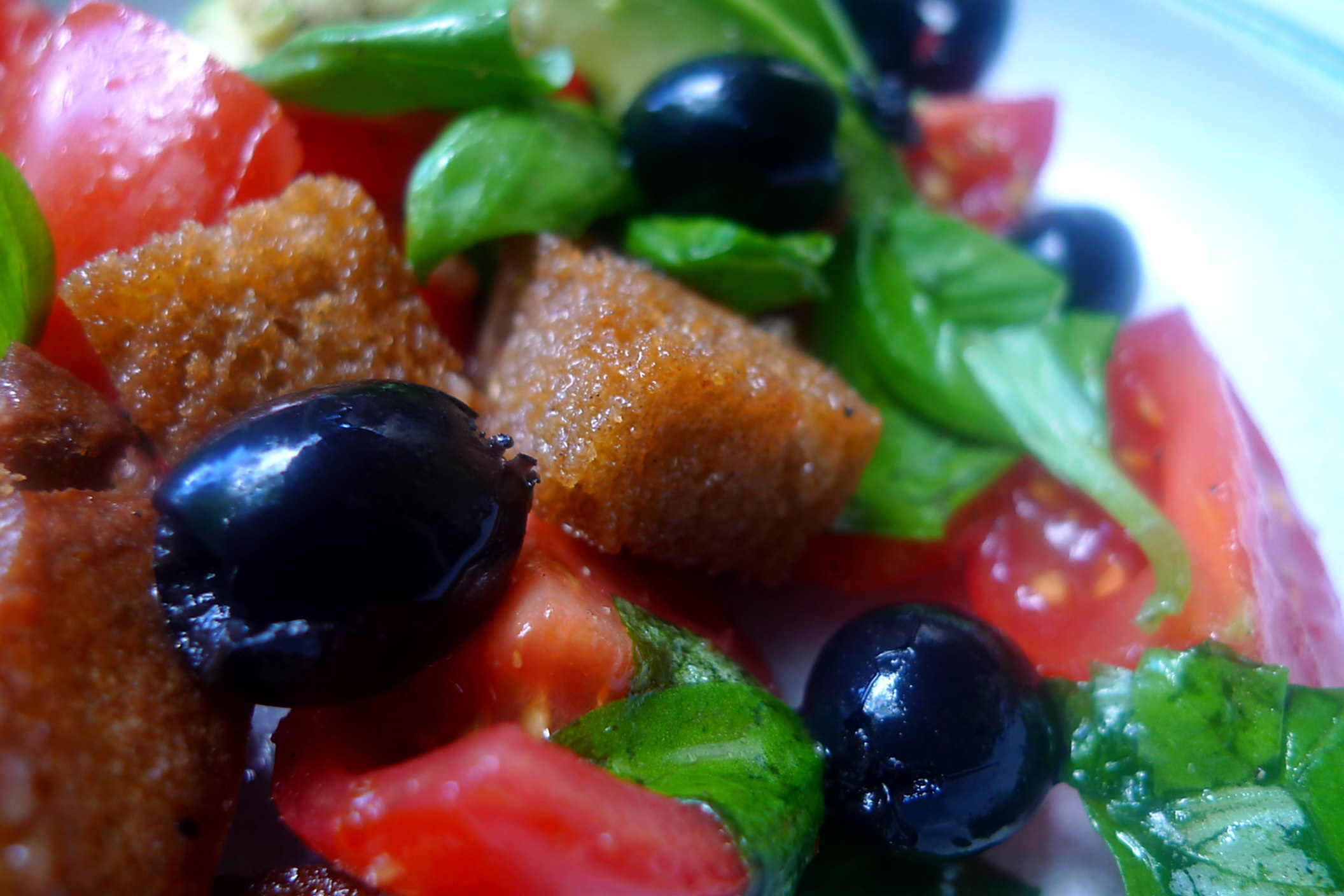 27.6.16 - Panzanella,Brotsalat,Tomatenbrotsalat,vegan (11)
