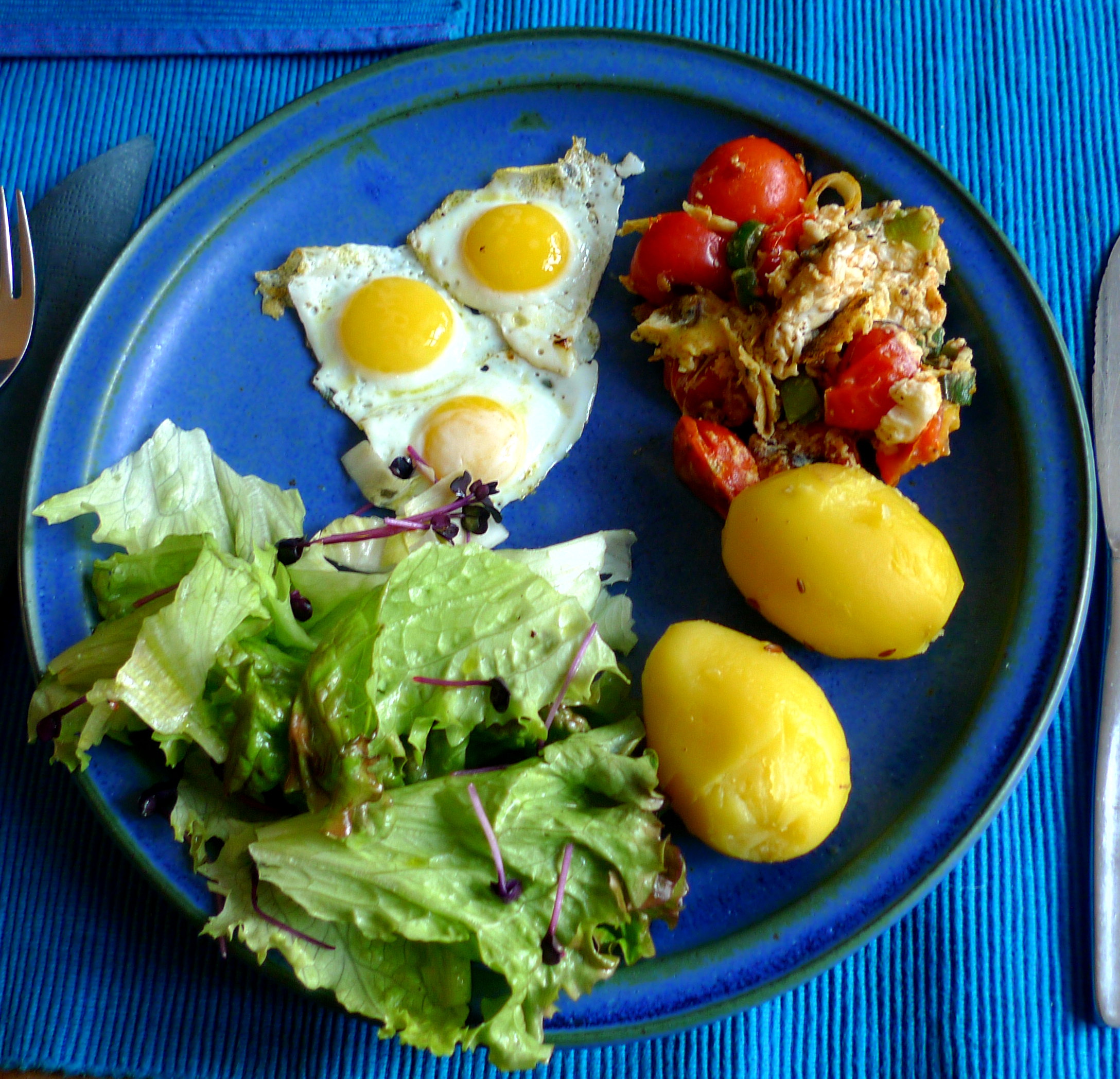 wachtel-spiegeleiruhreipellkartoffelsalat-1