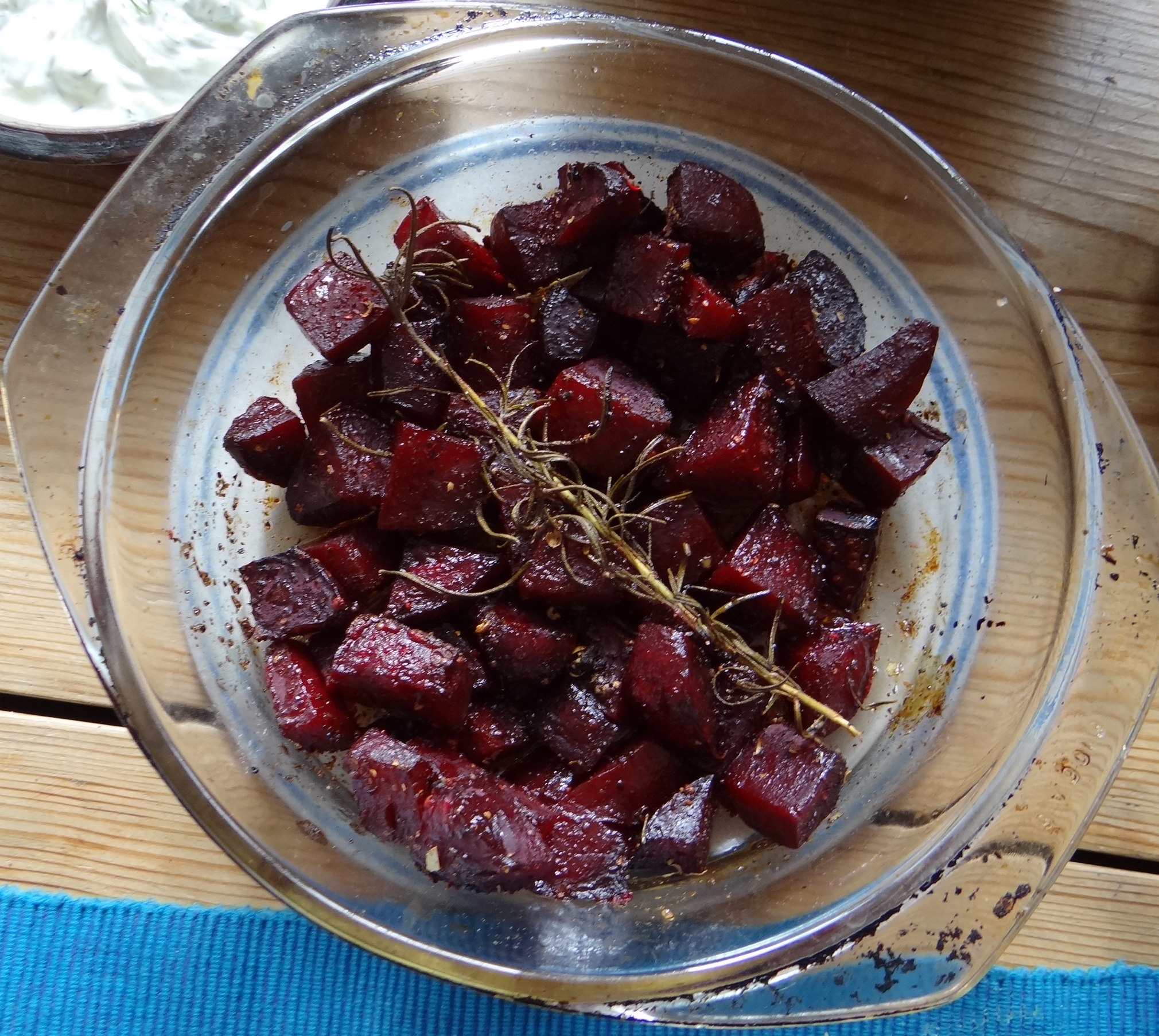 rote-beetegemuseofenkartoffelquark-dipfeldsalat-7