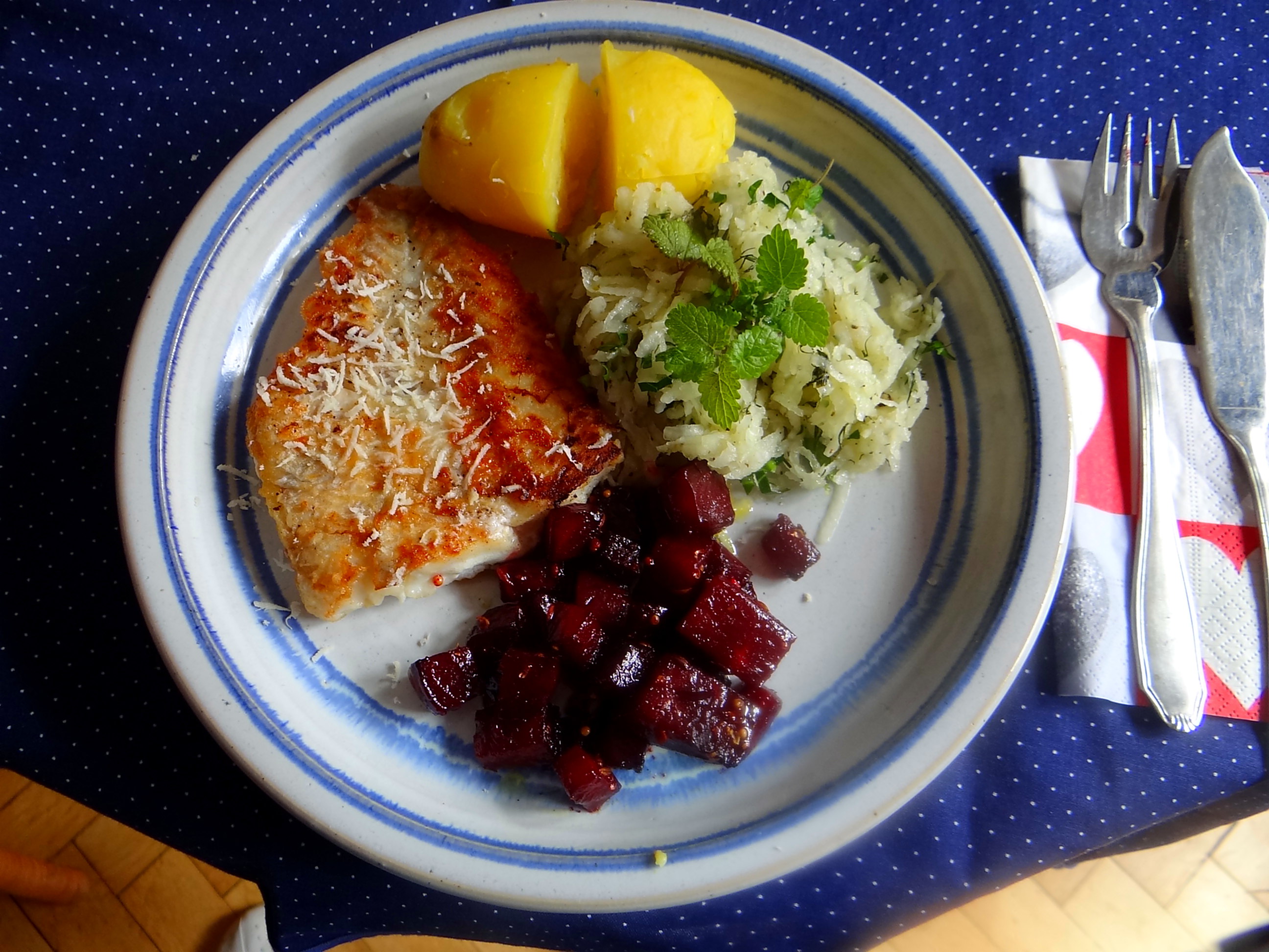 Kabelja,Rote Beete Gemüse,Kohlrabisalat,Pellkartoffel (11)