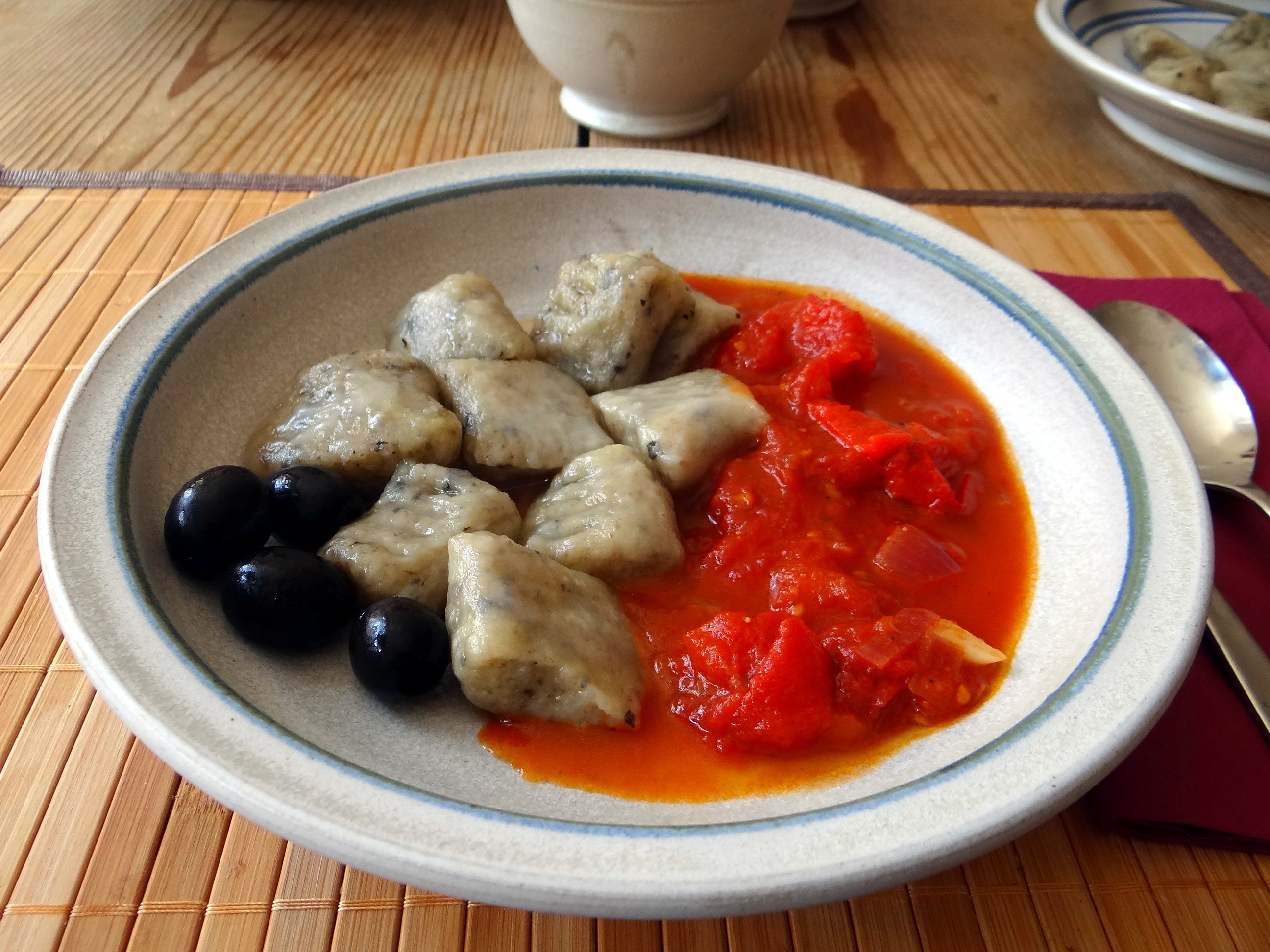 Oliven Gnocchis,Salat (15)