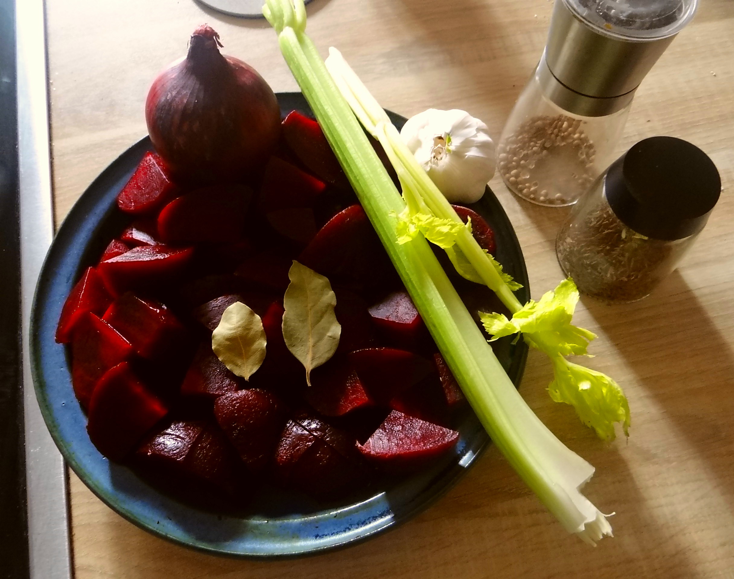 Rote Beete Suppe,Muffin (10)