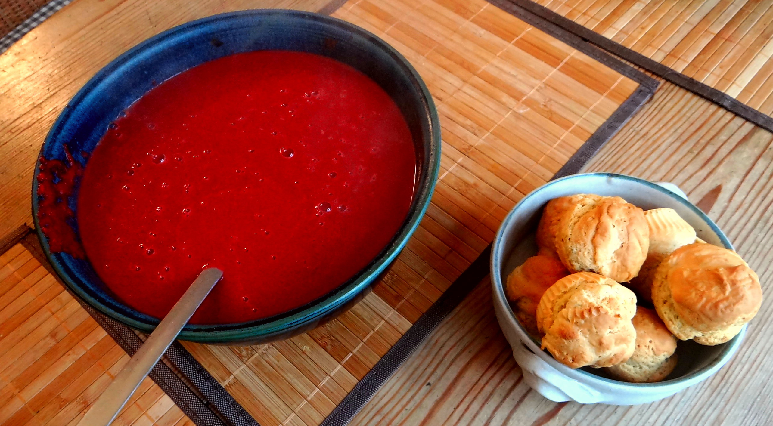Rote Beete Suppe,Muffin (3)