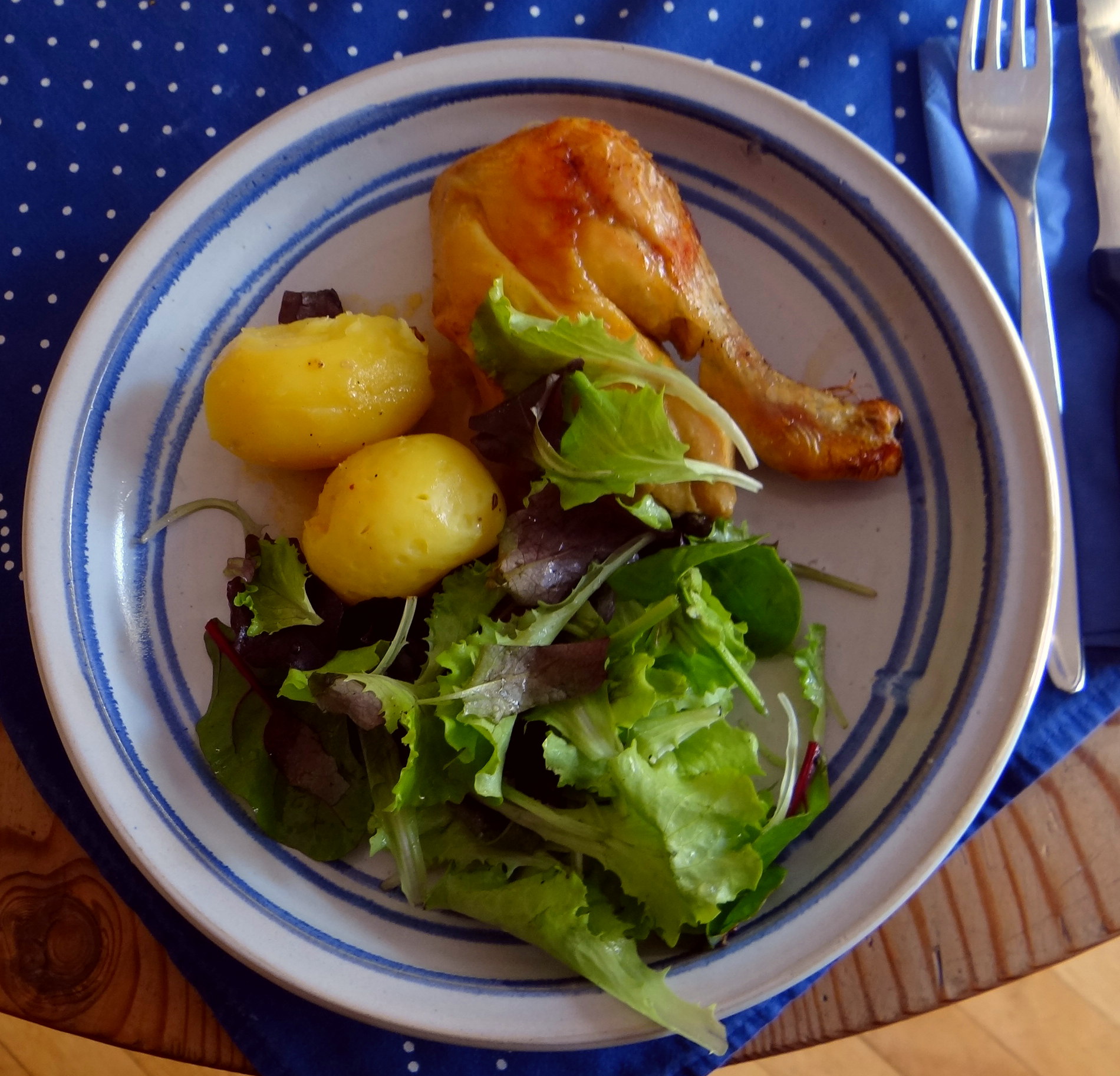Mais Poularde,Salat,Birne in Rotwein (13)