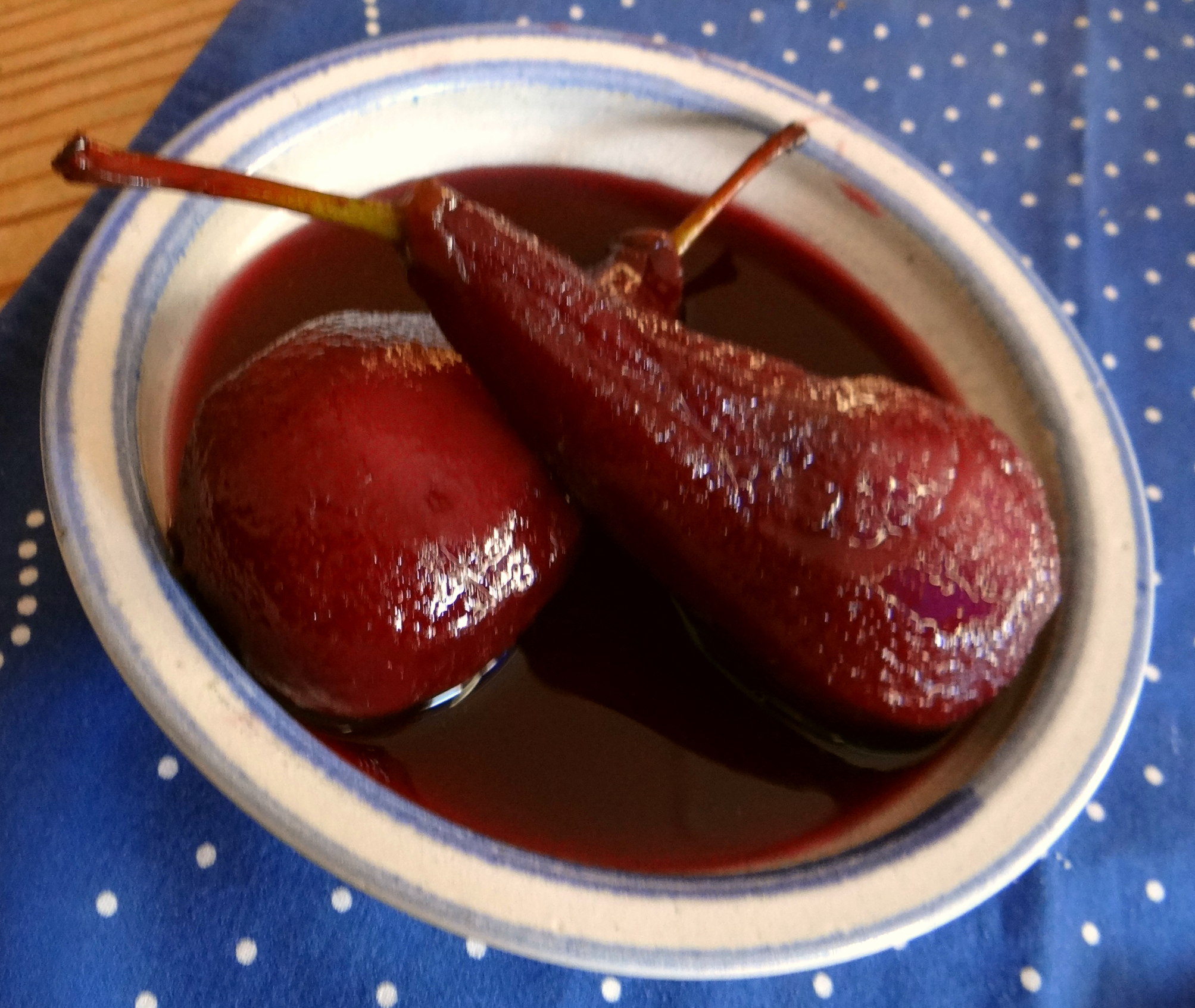 Mais Poularde,Salat,Birne in Rotwein (20)