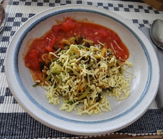 Zucchini ,Kartoffel Zoodles,Tomatensoße (18)