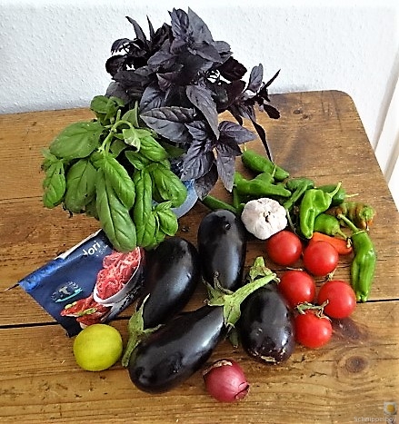 Auberginen,Tomate,Feta,Pimientos,Reis (7).JPG