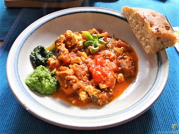 Auberginen-Tomaten Gemüse, Foccacia (1)