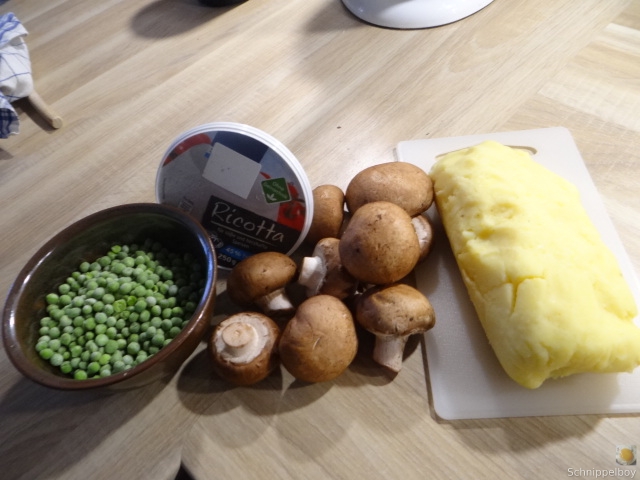Gefüllte Klöße mit Pilzsauce (10)