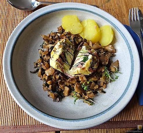 Zucchini Röllchen mit Champignon (23)